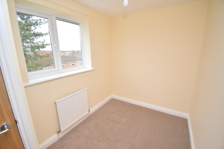 Worthy Close, Kingswood, Bristol, BS15 9GR. Hunters Estate Agents