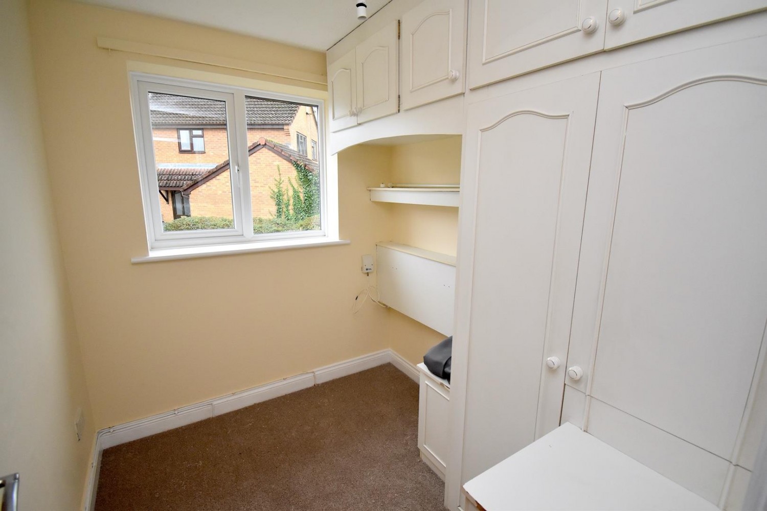 Worthy Close, Kingswood, Bristol, BS15 9GR.