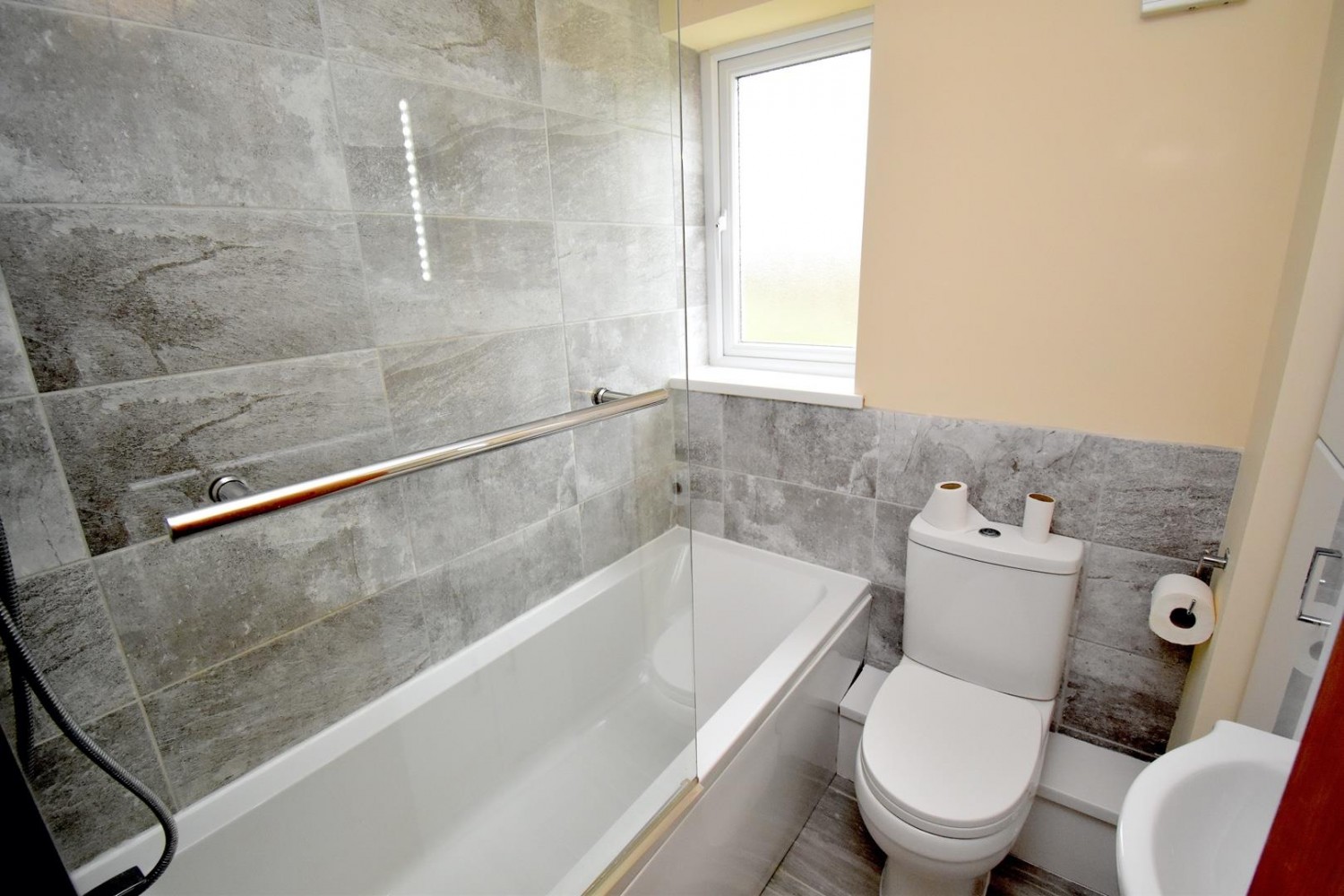 Worthy Close, Kingswood, Bristol, BS15 9GR.