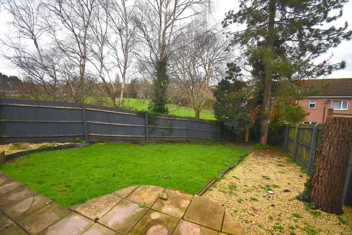 Worthy Close, Kingswood, Bristol, BS15 9GR.