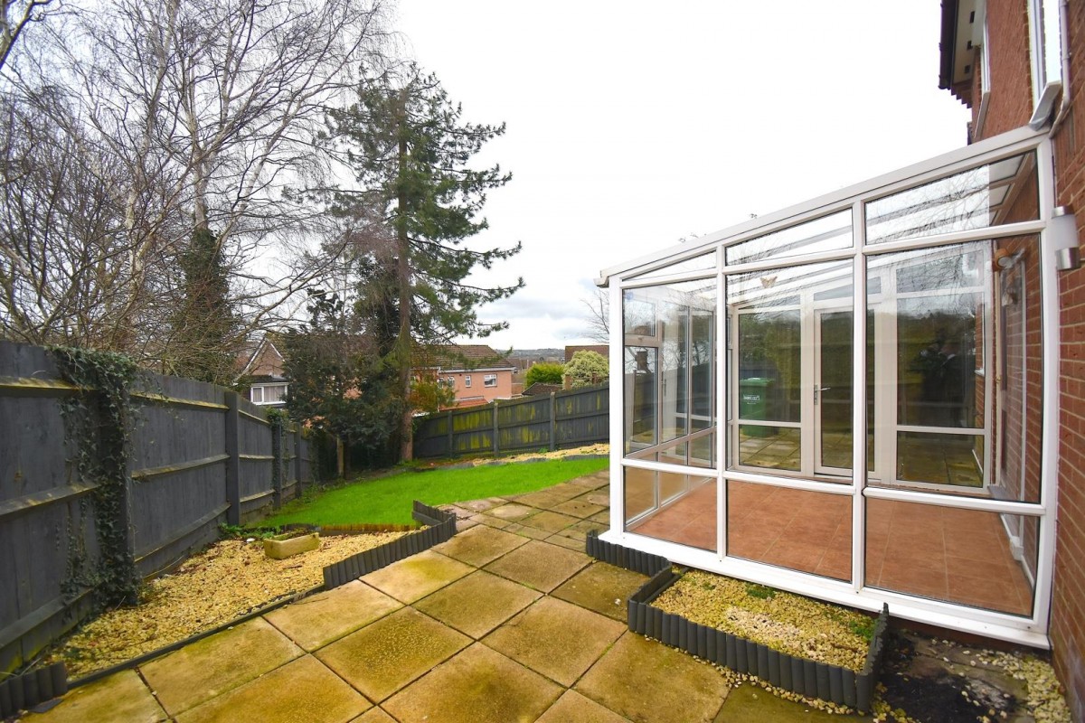 Worthy Close, Kingswood, Bristol, BS15 9GR.