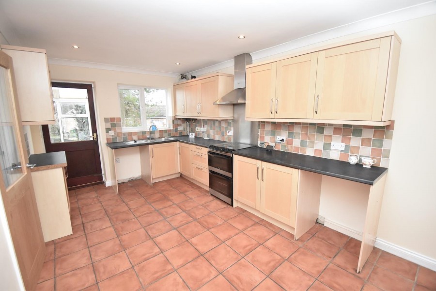 Worthy Close, Kingswood, Bristol, BS15 9GR. Hunters Estate Agents