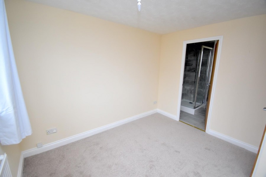 Worthy Close, Kingswood, Bristol, BS15 9GR. Hunters Estate Agents