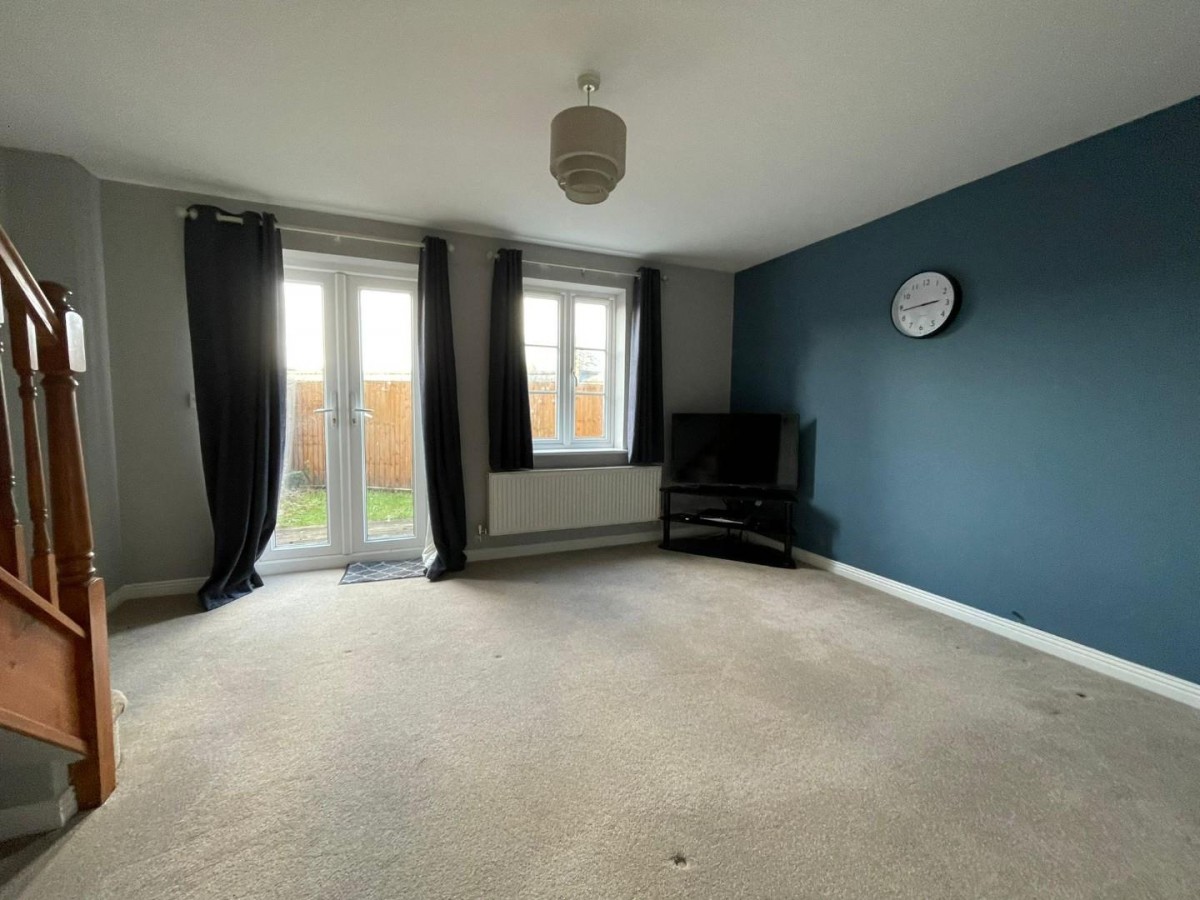 Castle Stream Court, Dursley