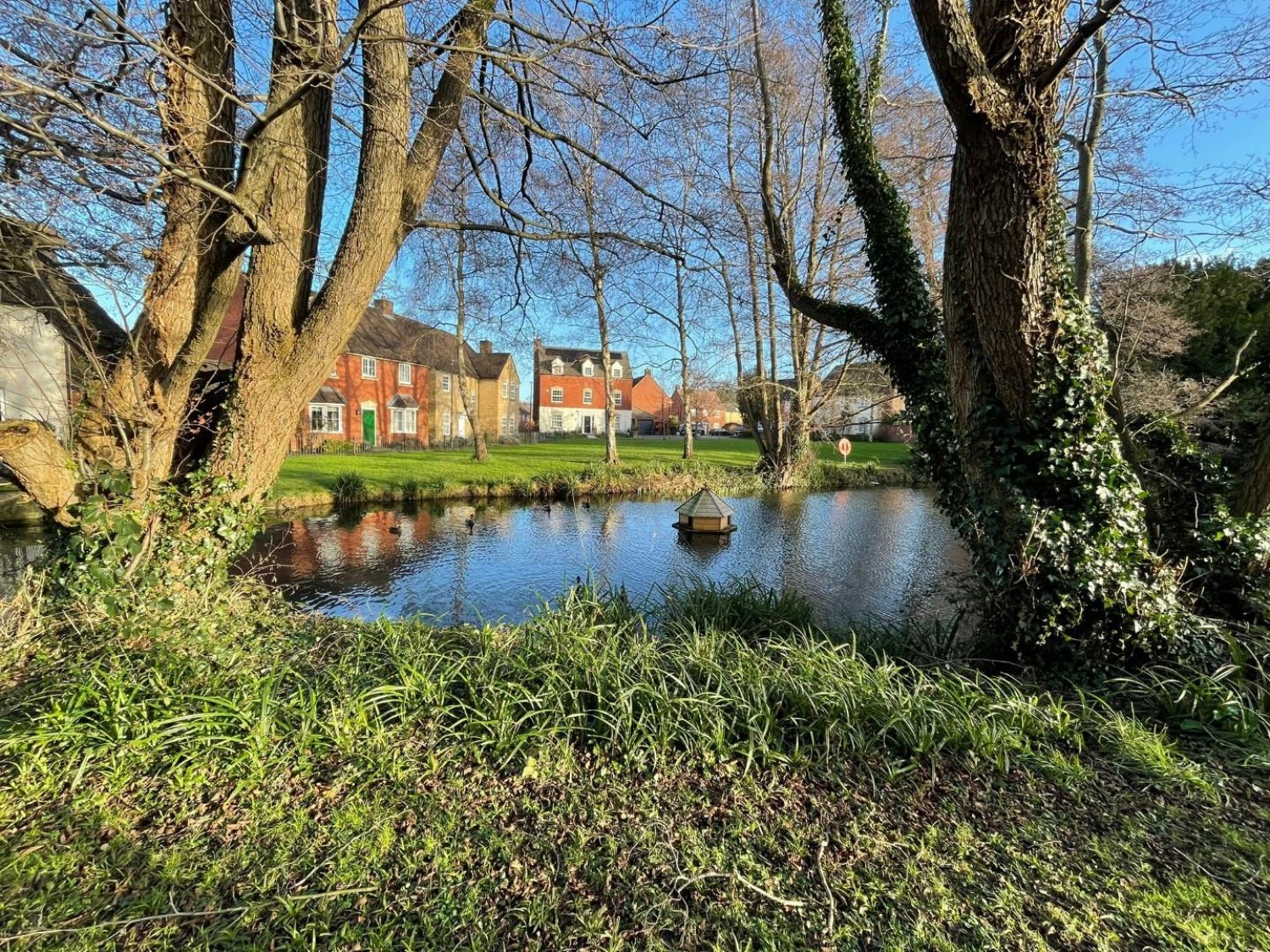 Castle Stream Court, Dursley