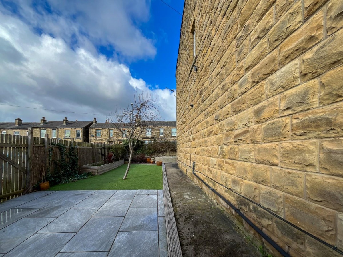 Wakefield Road, Earlsheaton, Dewsbury