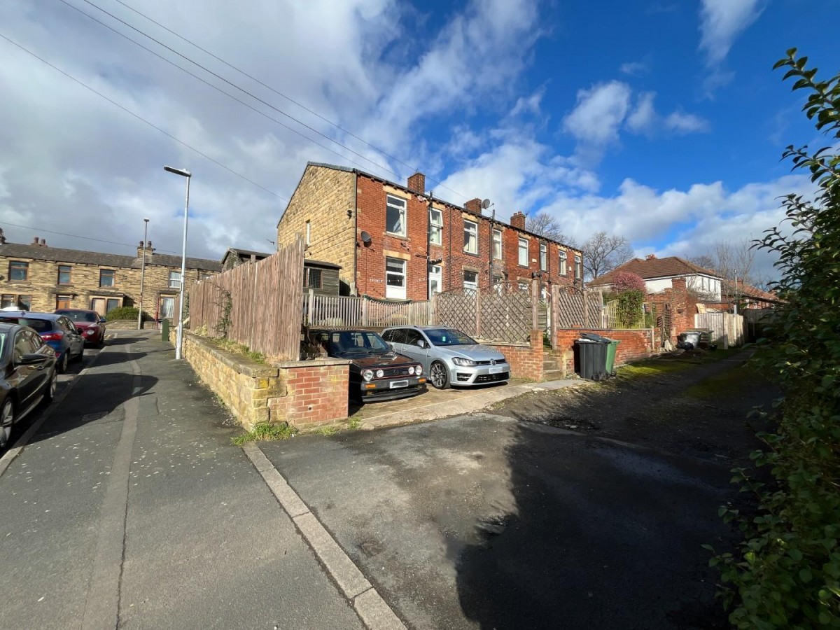 Wakefield Road, Earlsheaton, Dewsbury