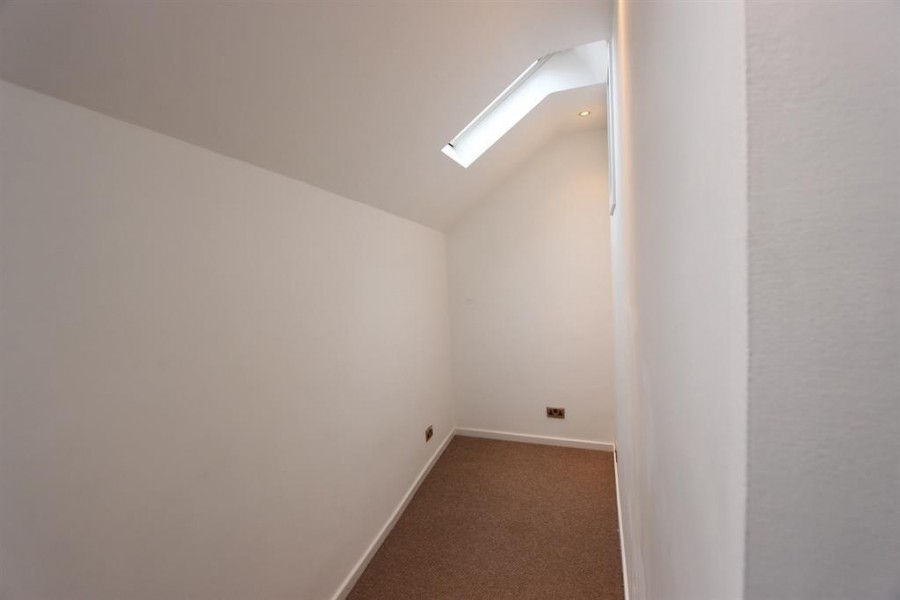 South View Crescent, Sheffield, S7 1DH