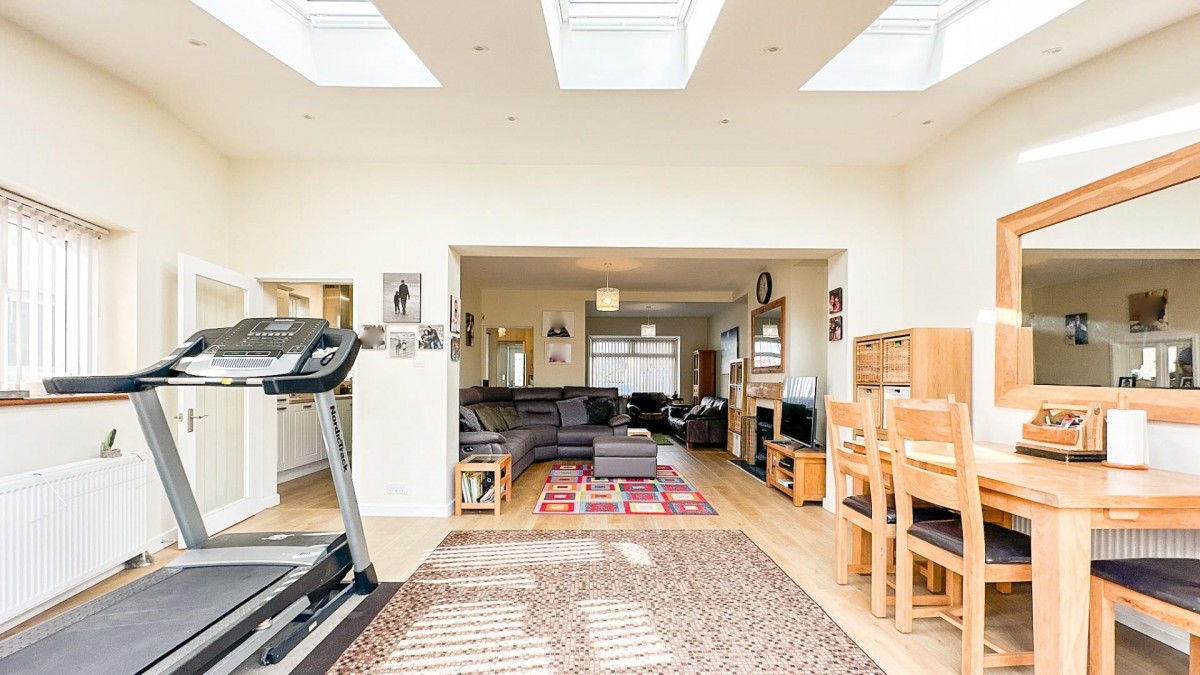 Queensdale Crescent, Knowle, Bristol, BS4