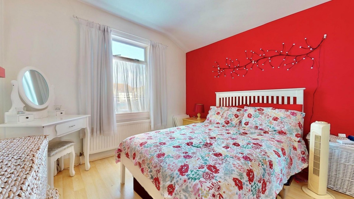 Eric Road, Chadwell Heath, RM6