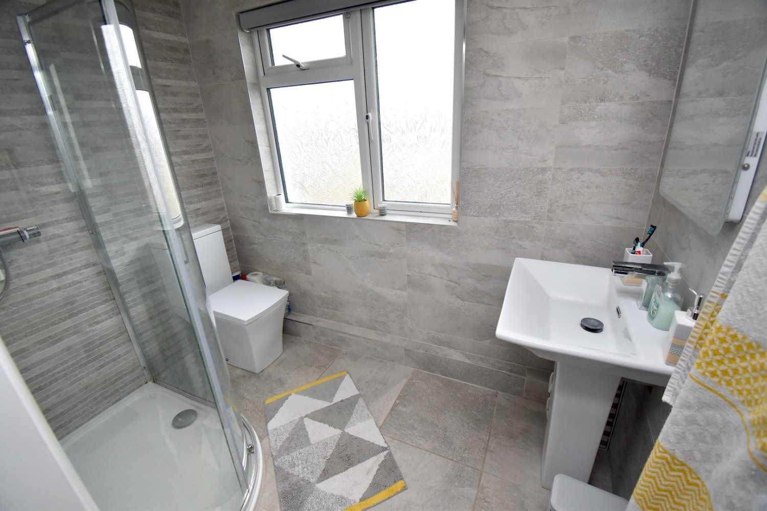 Brockhurst Gardens, St George, Bristol, BS15 1BU.