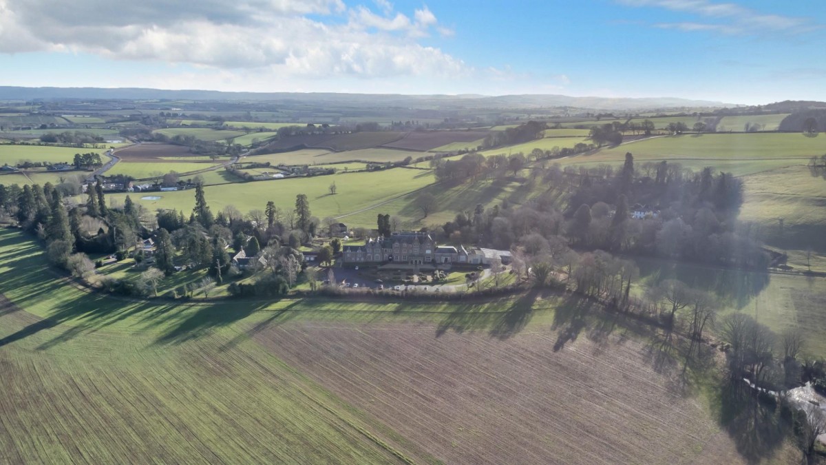 The East Wing, Bryngwyn Manor, Hereford, Herefordshire, , HR2 8EQ
