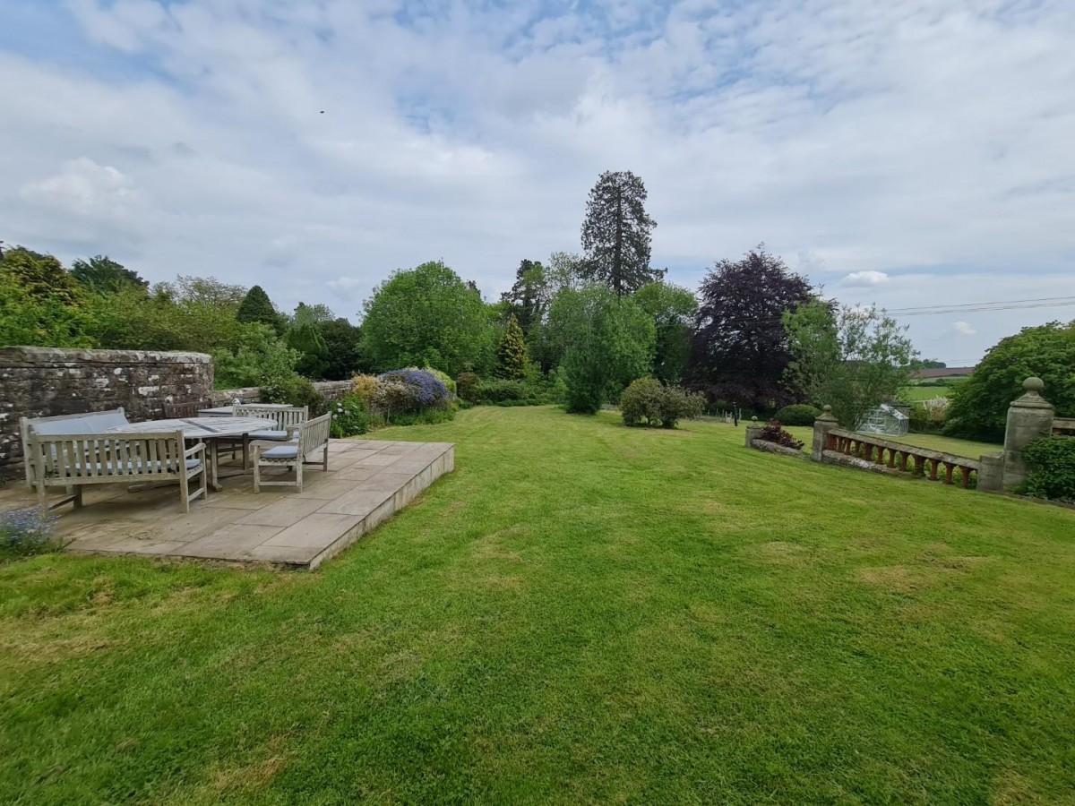 The East Wing, Bryngwyn Manor, Hereford, Herefordshire, , HR2 8EQ