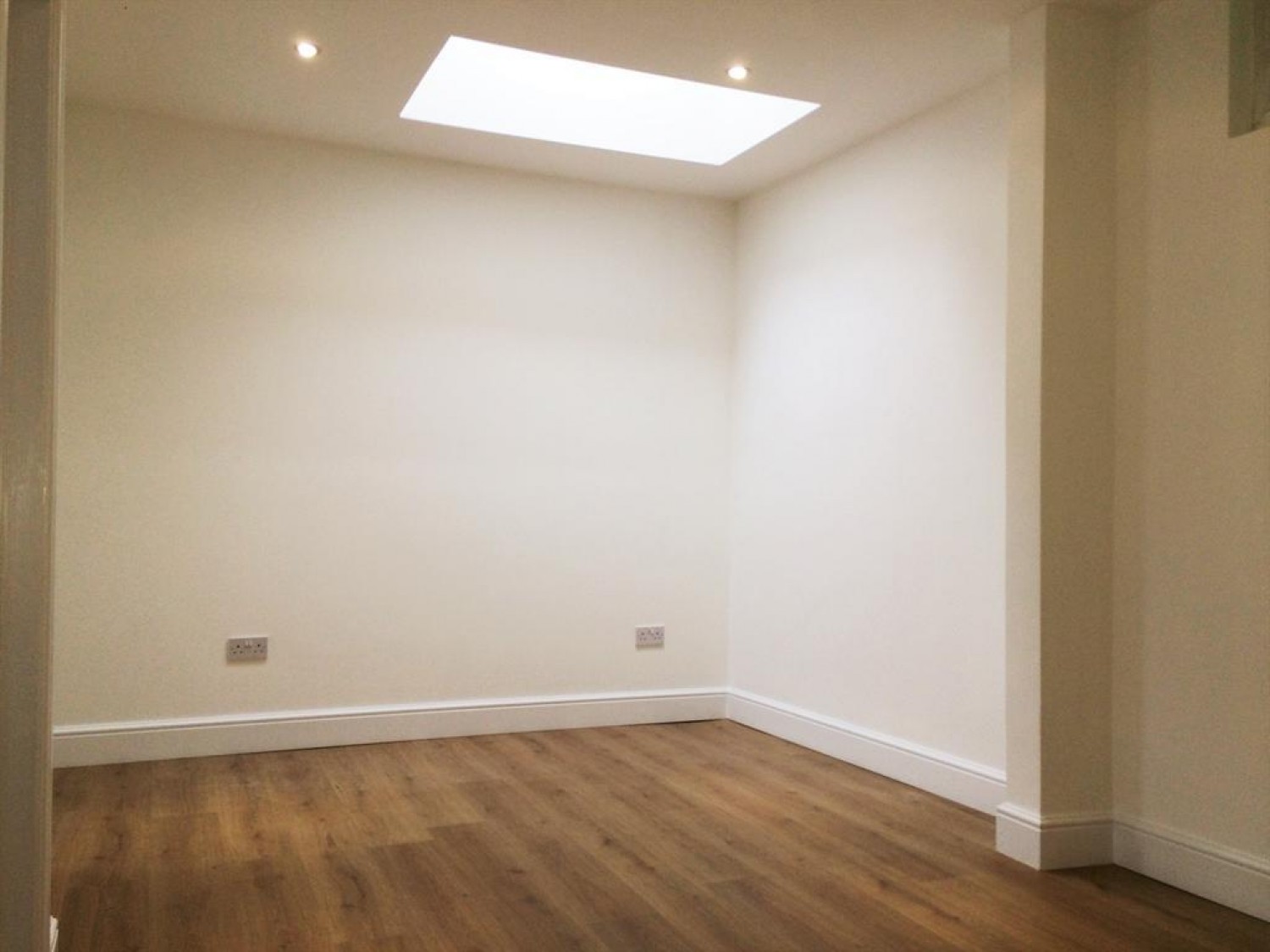 High Street, Stanstead Abbotts, Herts, SG12 8AG