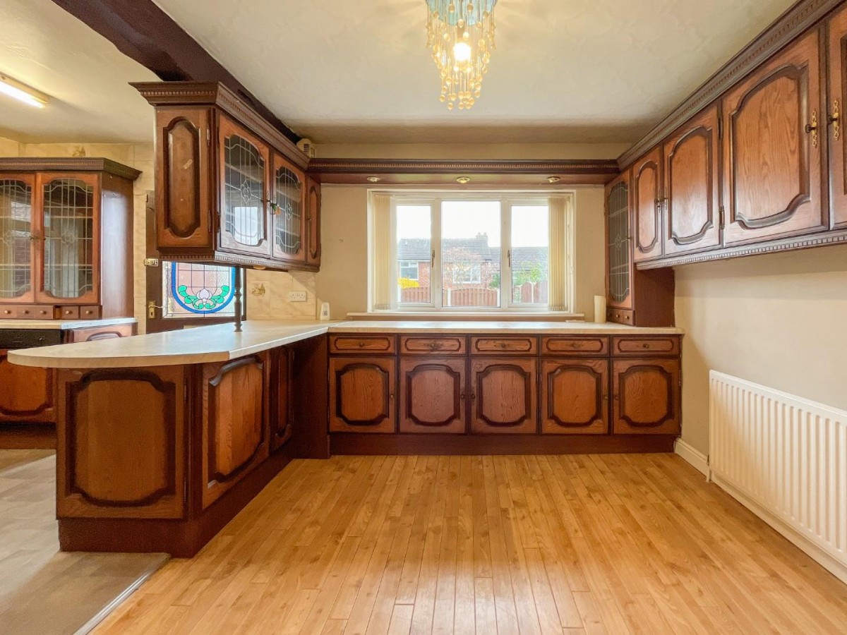 Glen Avenue, Batley