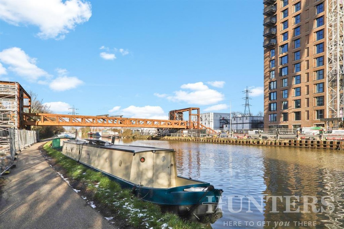 Waterside Way, London, N17