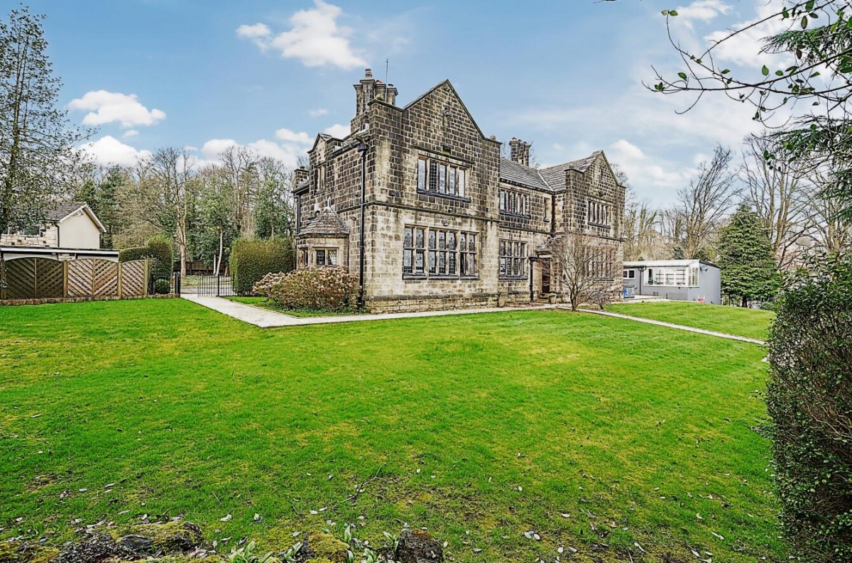 Roundwood Road, Baildon