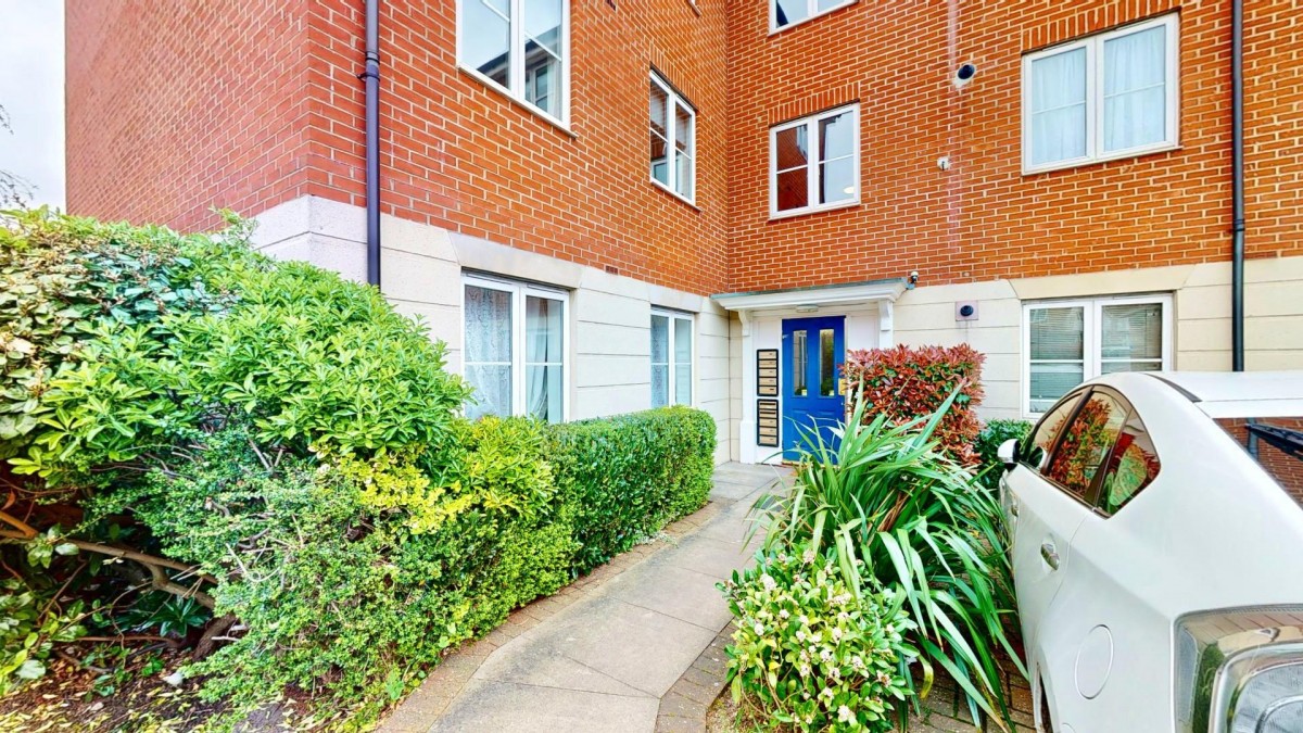 Sherman Gardens, Chadwell Heath, RM6
