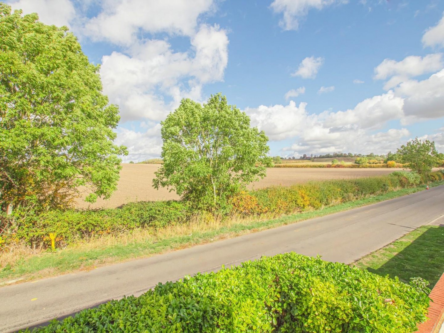 Corner Farm, Leighton Road, Stanbridge