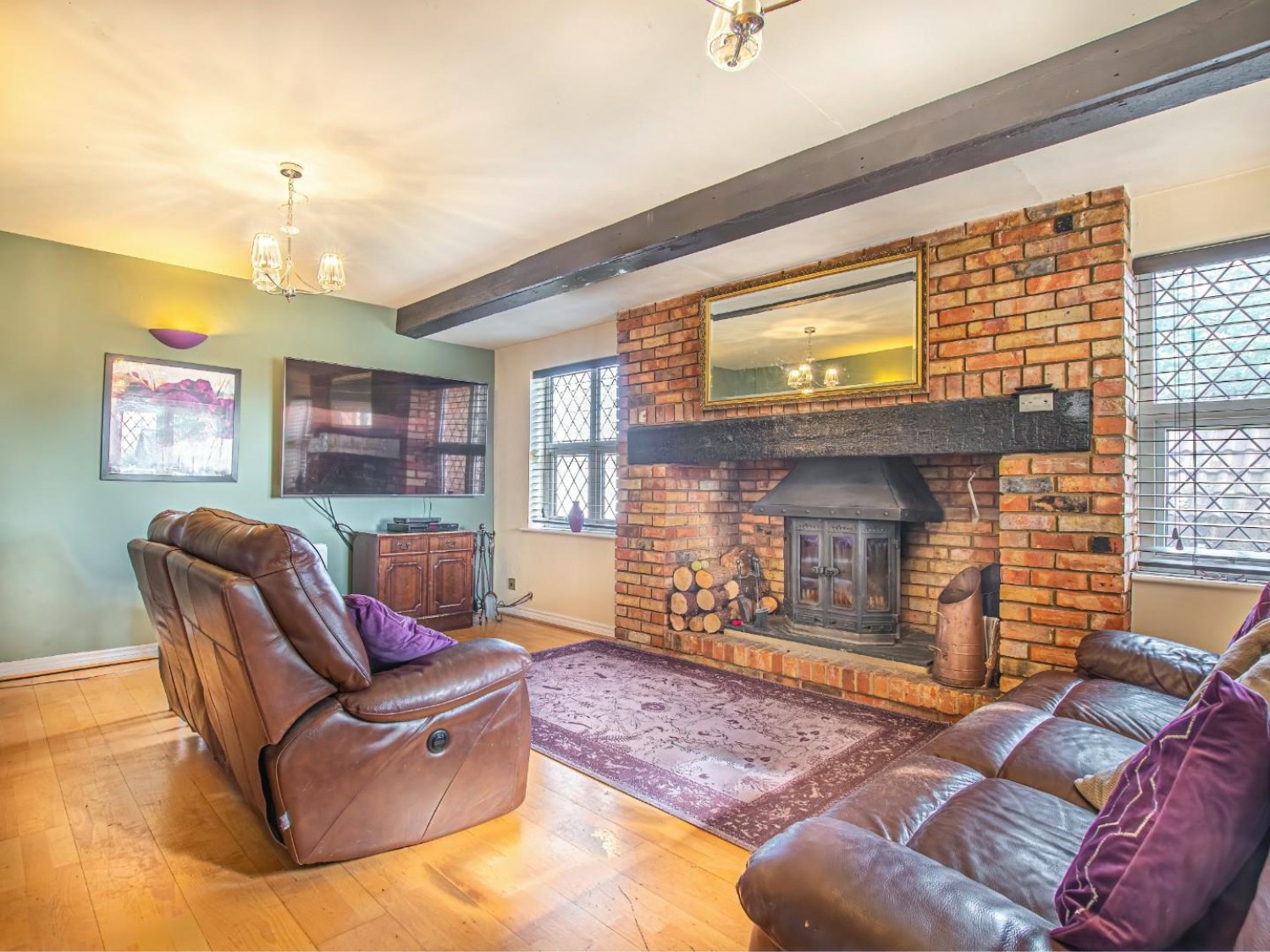 Corner Farm, Leighton Road, Stanbridge