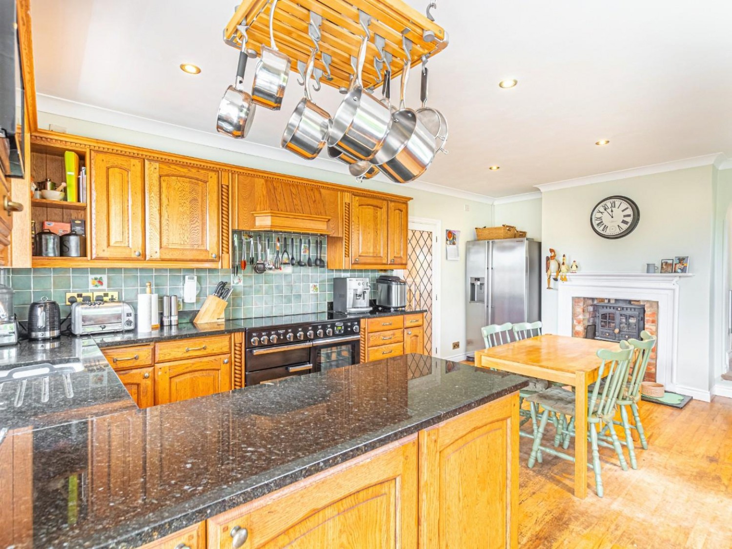 Corner Farm, Leighton Road, Stanbridge