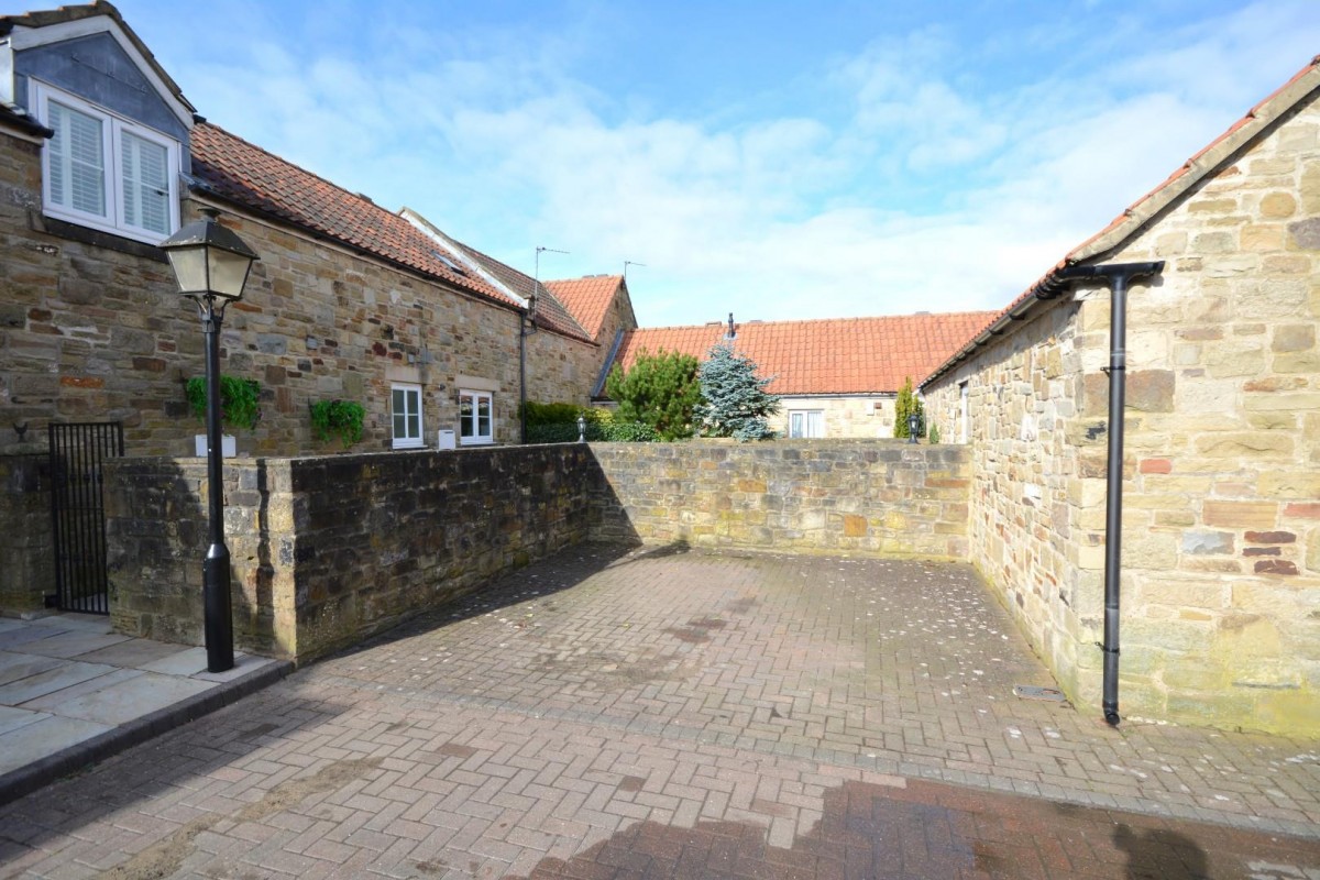 Tudhoe Hall Farm Court, Tudhoe Village