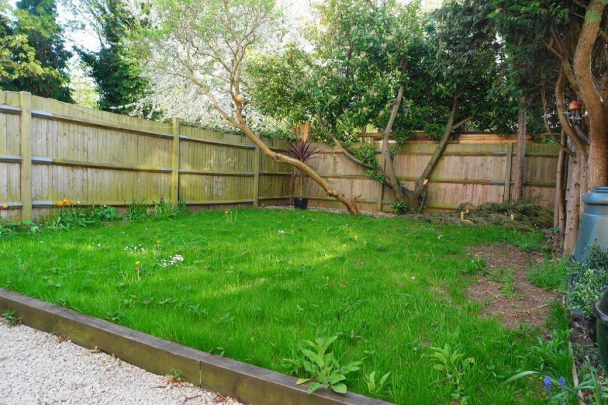 Burnt Ash Hill, Lee, London, SE12 0HH