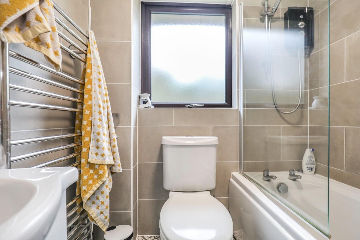 Norwood Grove, Harrogate, HG3 2XL
