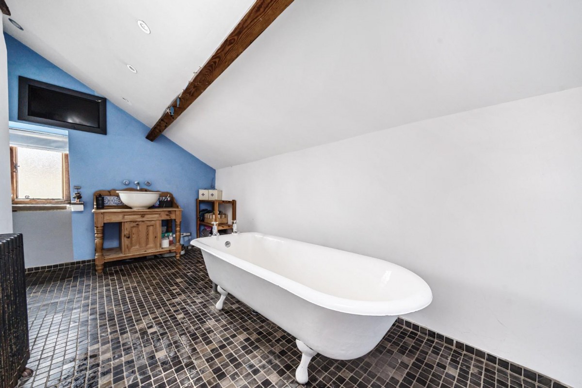 Adforton Farm, Adforton, Leintwardine, Craven Arms, Herefordshire, SY7 0NF