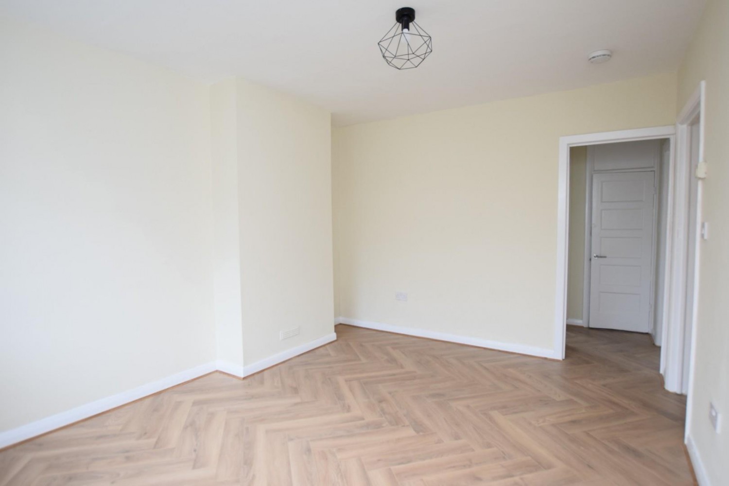 Grantham Gardens, Chadwell Heath, RM6