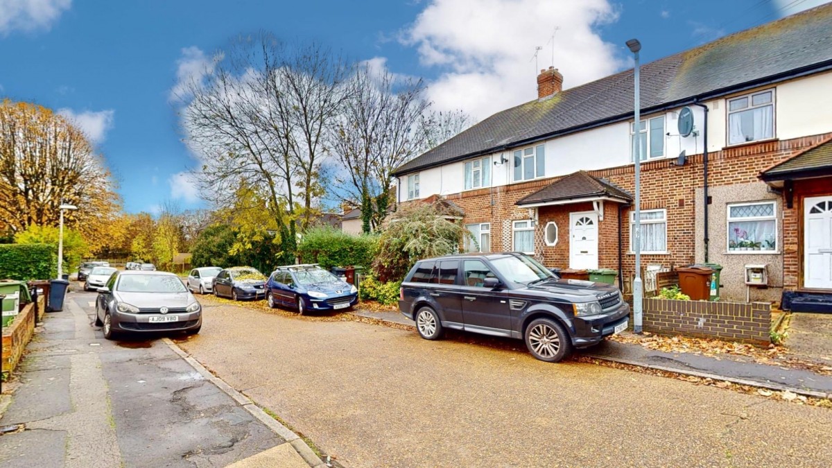 Grantham Gardens, Chadwell Heath, RM6