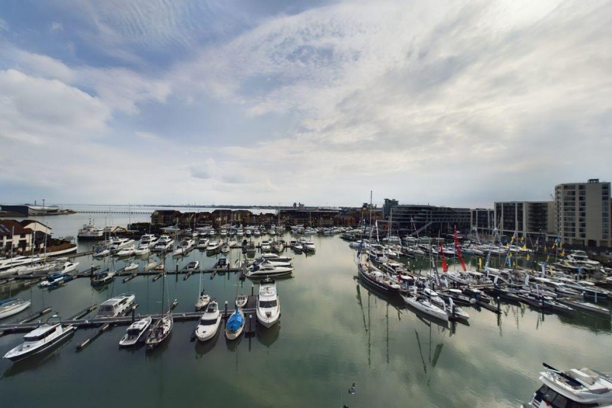 Sundowner, Channel Way, Southampton