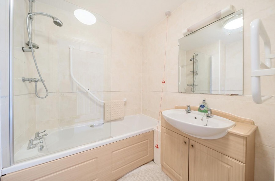 Stanhope Court, Horsforth LS18 Hunters Estate Agents & Letting Agents