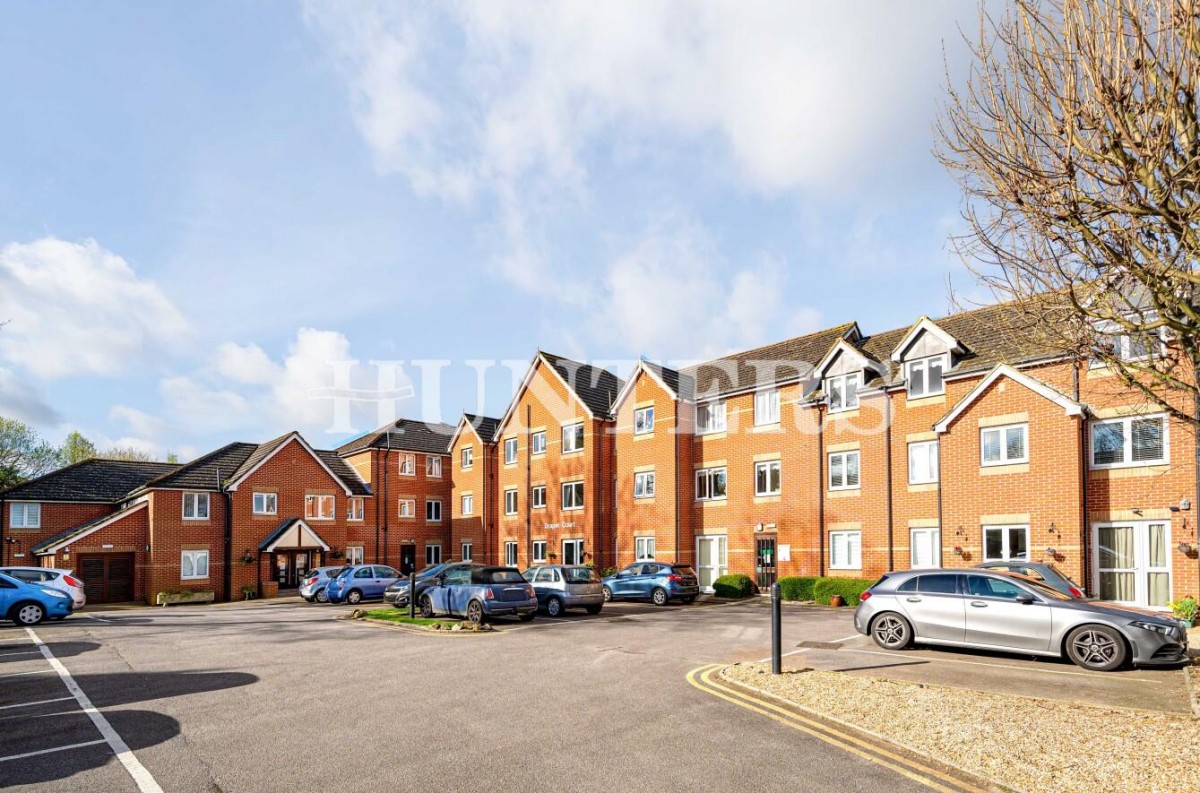 Mavis Grove, Hornchurch