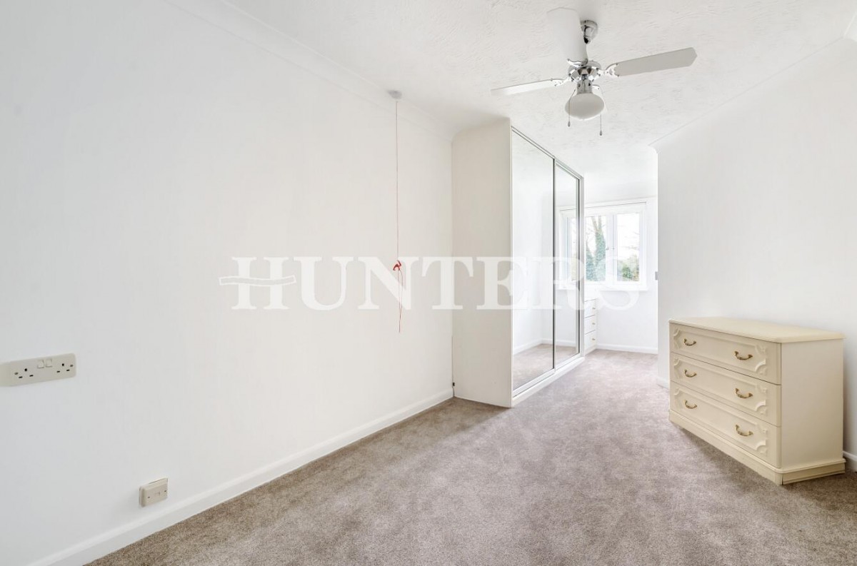 Mavis Grove, Hornchurch