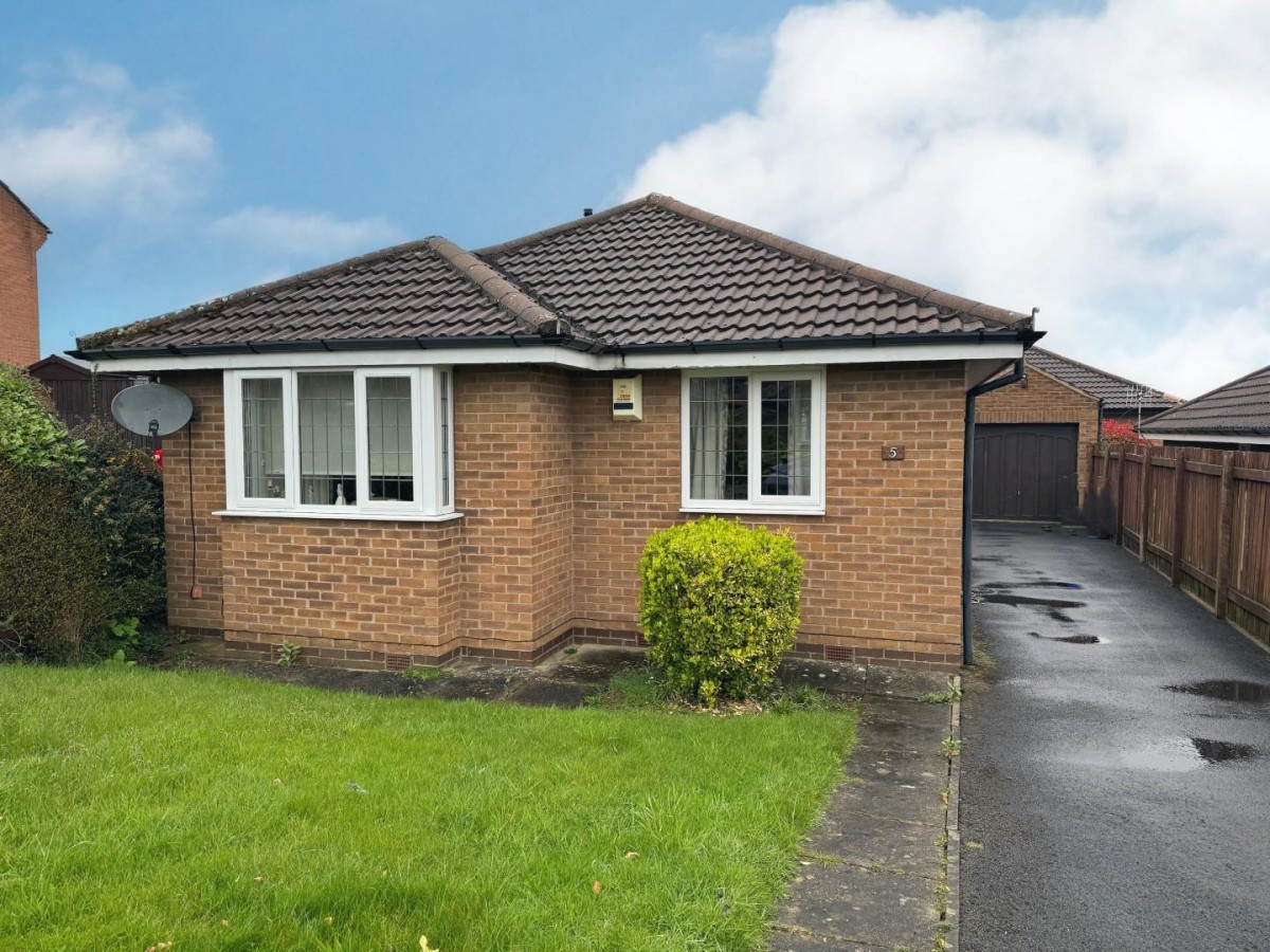 Holbeach Drive, Walton, Chesterfield, S40 3RP