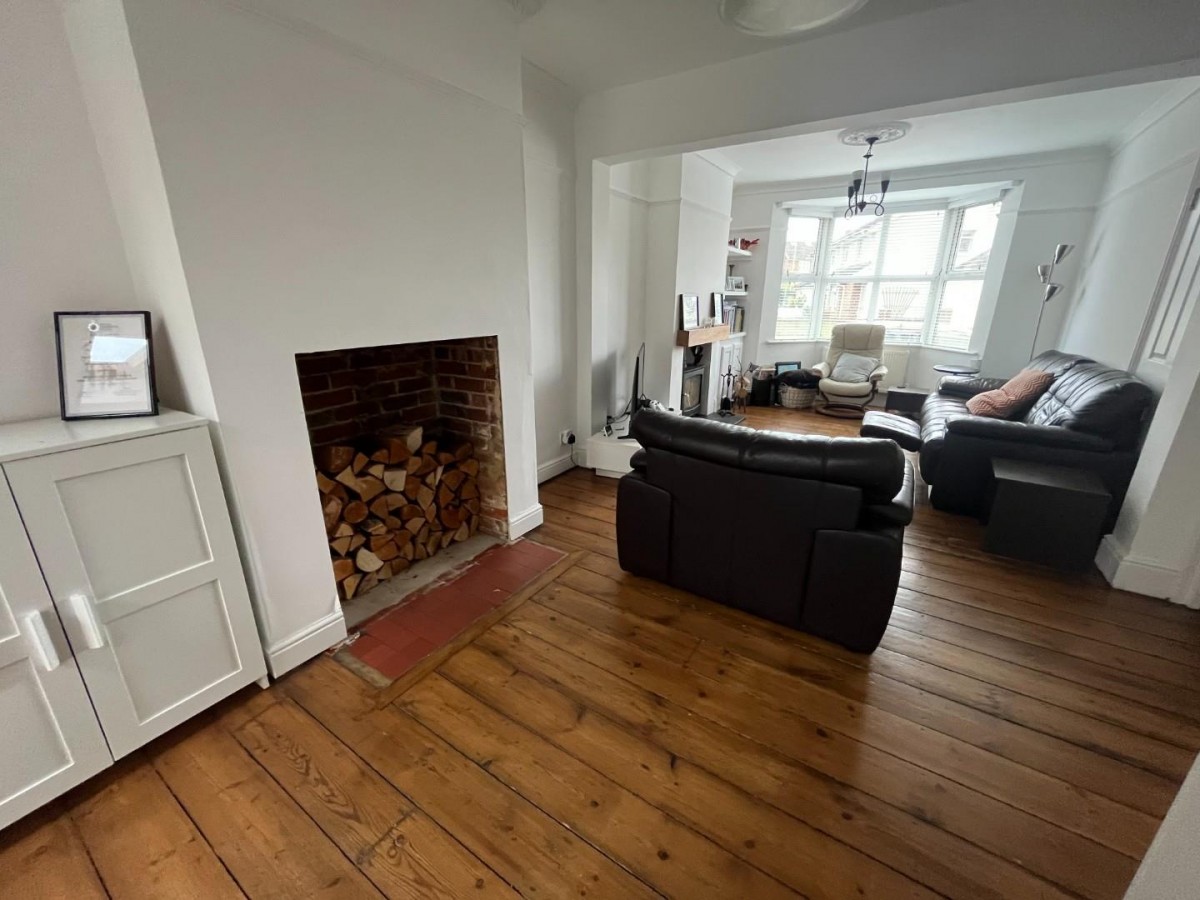 Walkern Road, Stevenage, SG1 3RE