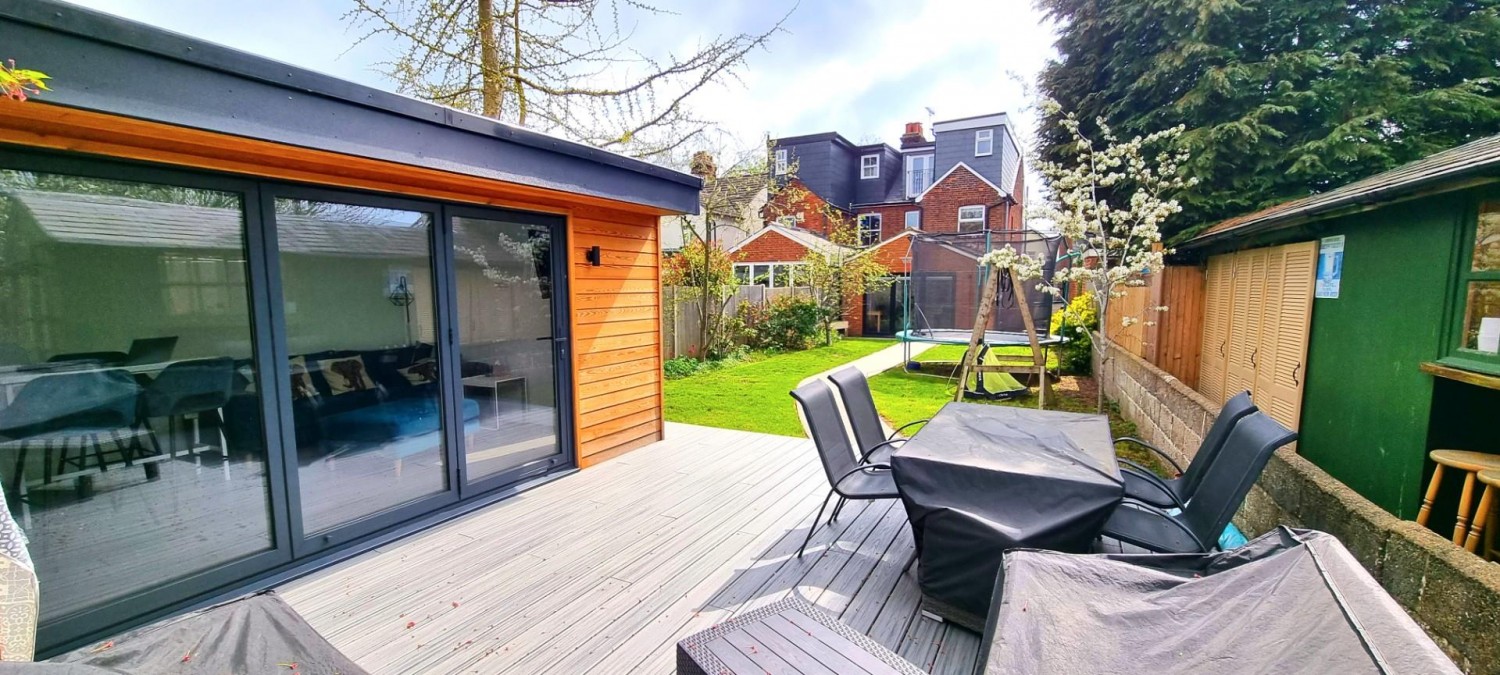Walkern Road, Stevenage, SG1 3RE