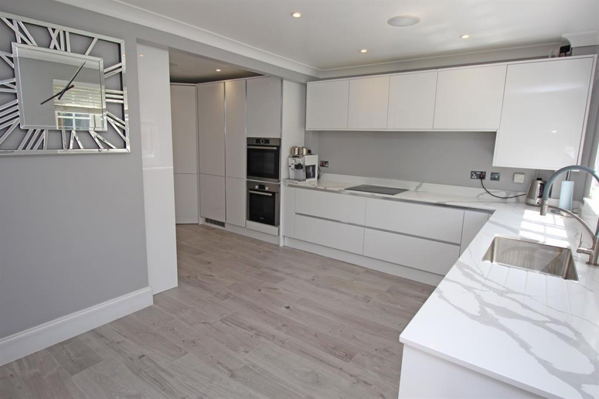 Tates Way, Stevenage, SG1 4WP