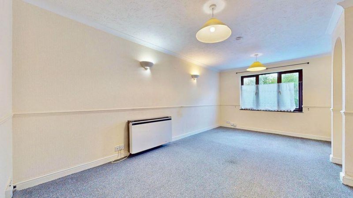 Capstan Close, Chadwell Heath, RM6