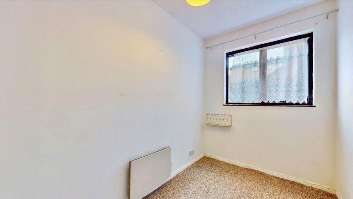 Capstan Close, Chadwell Heath, RM6