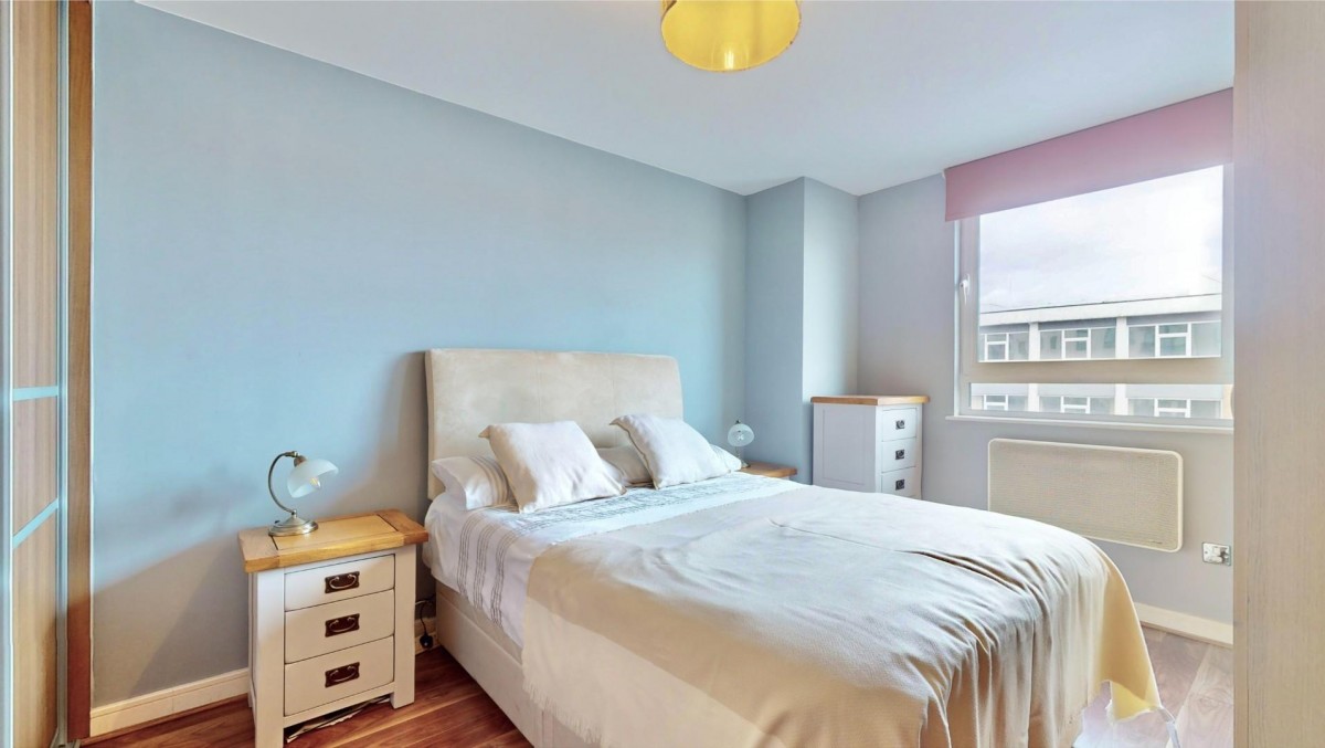 High Road, Chadwell Heath, Romford, RM6 6PN