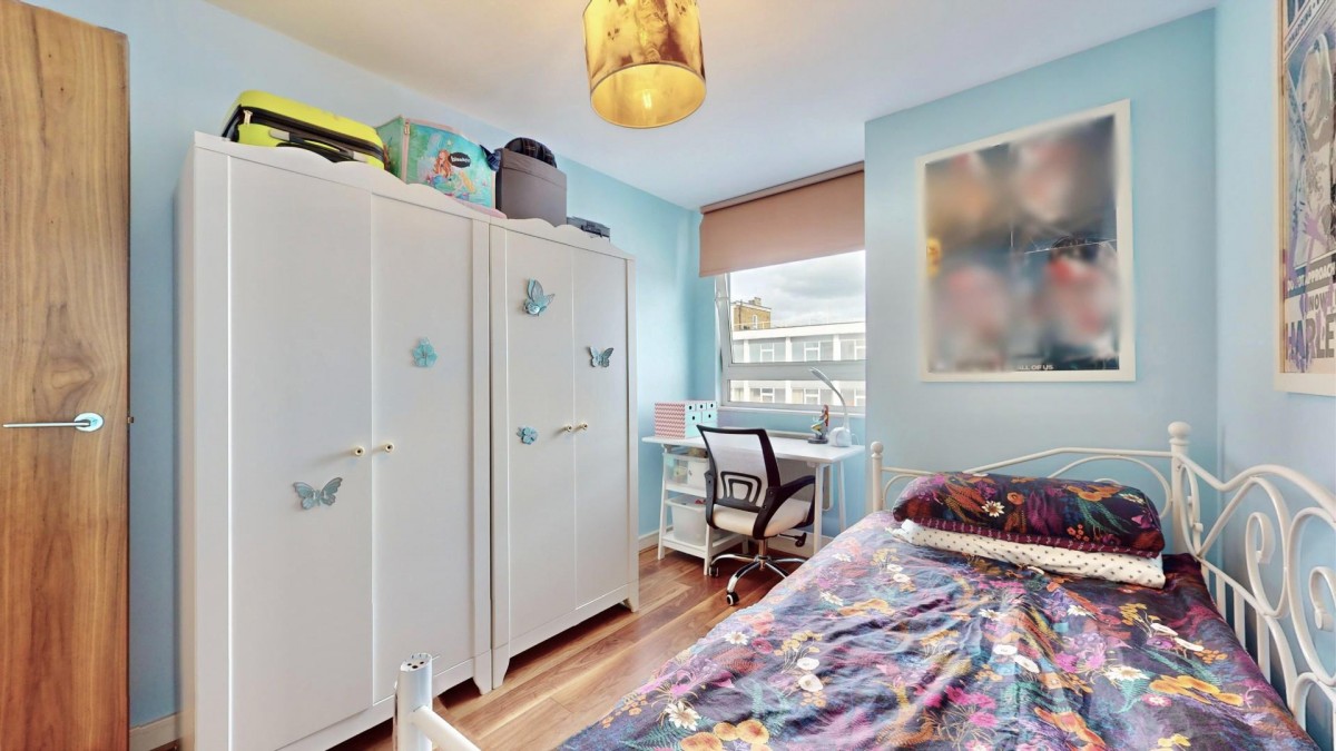 High Road, Chadwell Heath, Romford, RM6 6PN