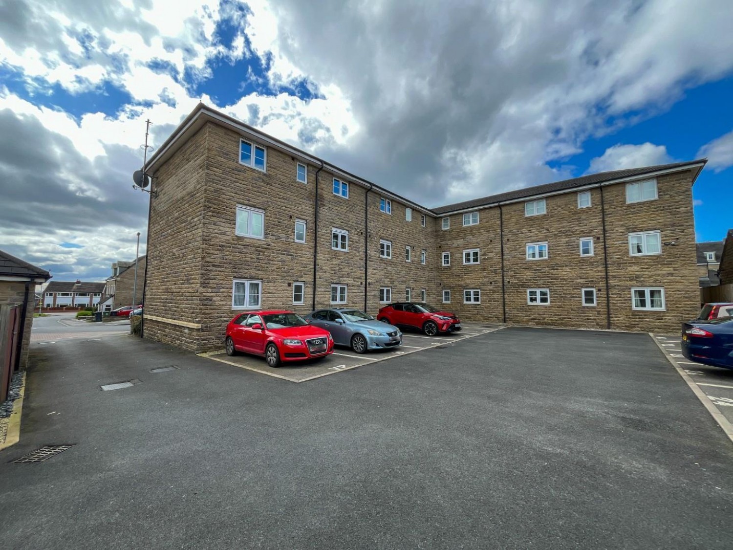 Highfield Chase, Dewsbury