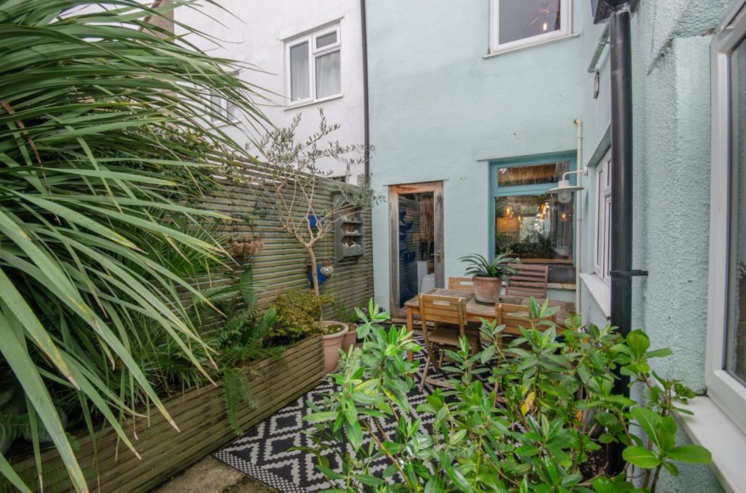 Belmont Street, Easton, Bristol, BS5 0NQ