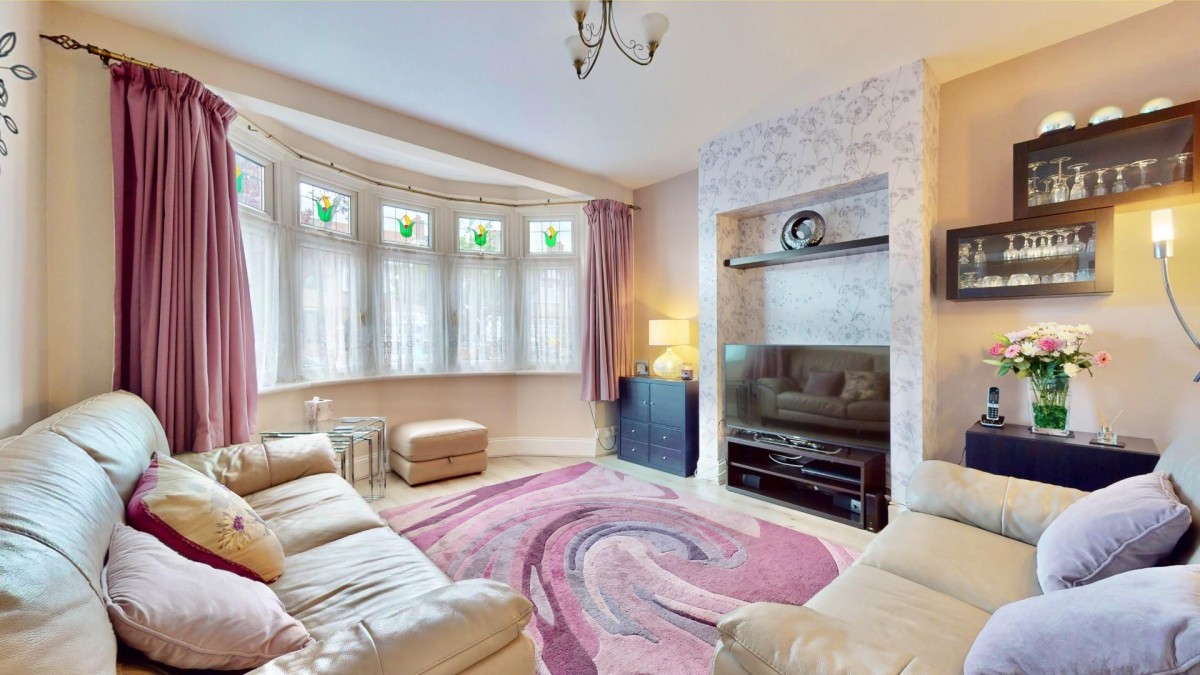 Mannin Road, Chadwell Heath, RM6