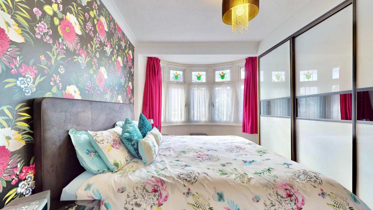 Mannin Road, Chadwell Heath, RM6