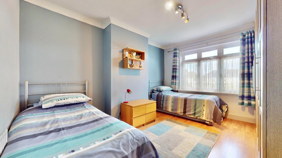 Mannin Road, Chadwell Heath, RM6