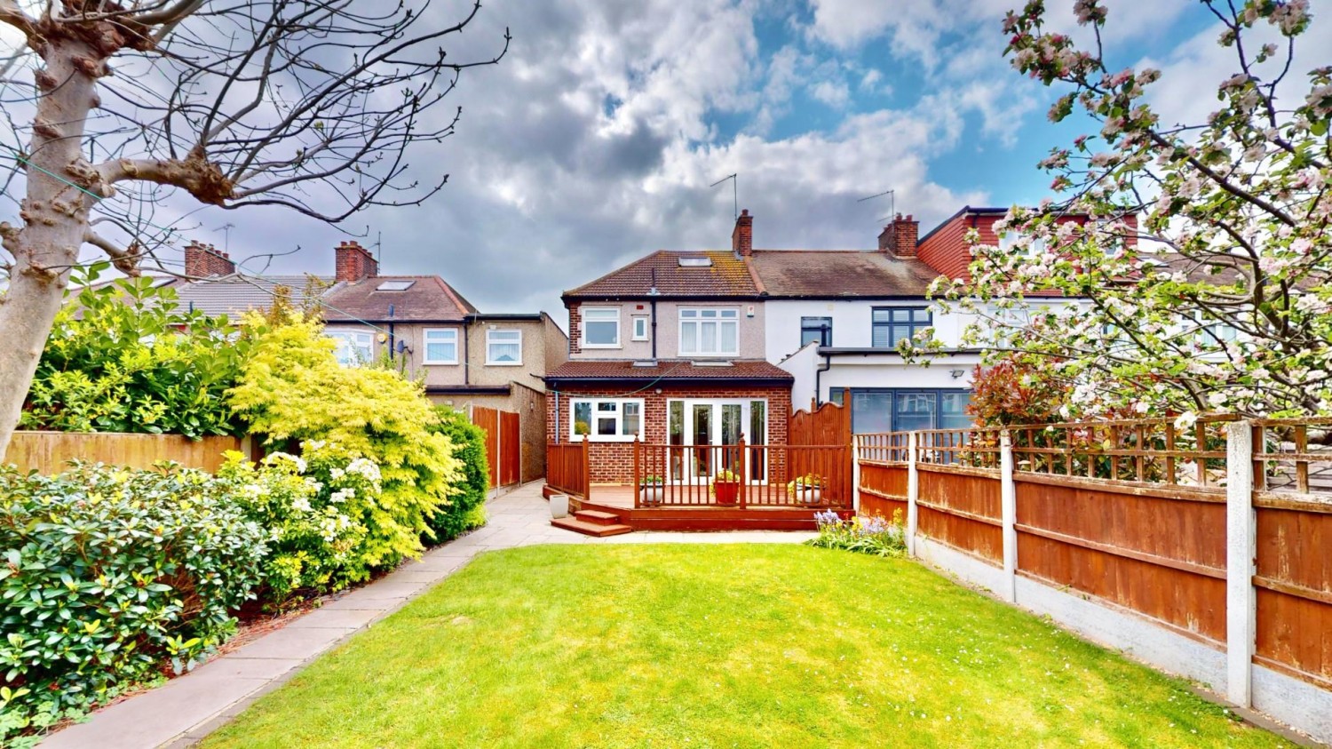 Mannin Road, Chadwell Heath, RM6