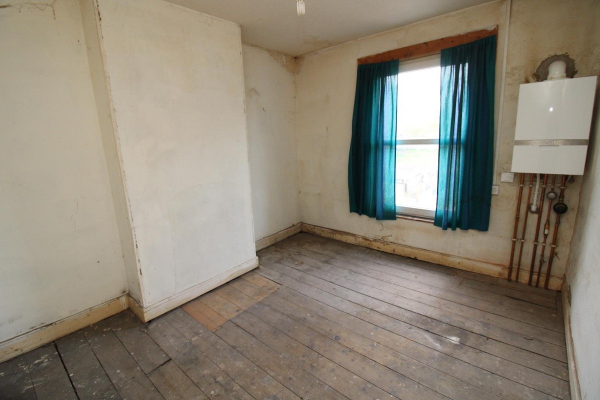 Narroways Road, St Werburghs, Bristol BS2 9XB